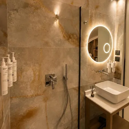 The Wine 4* Rhodes City